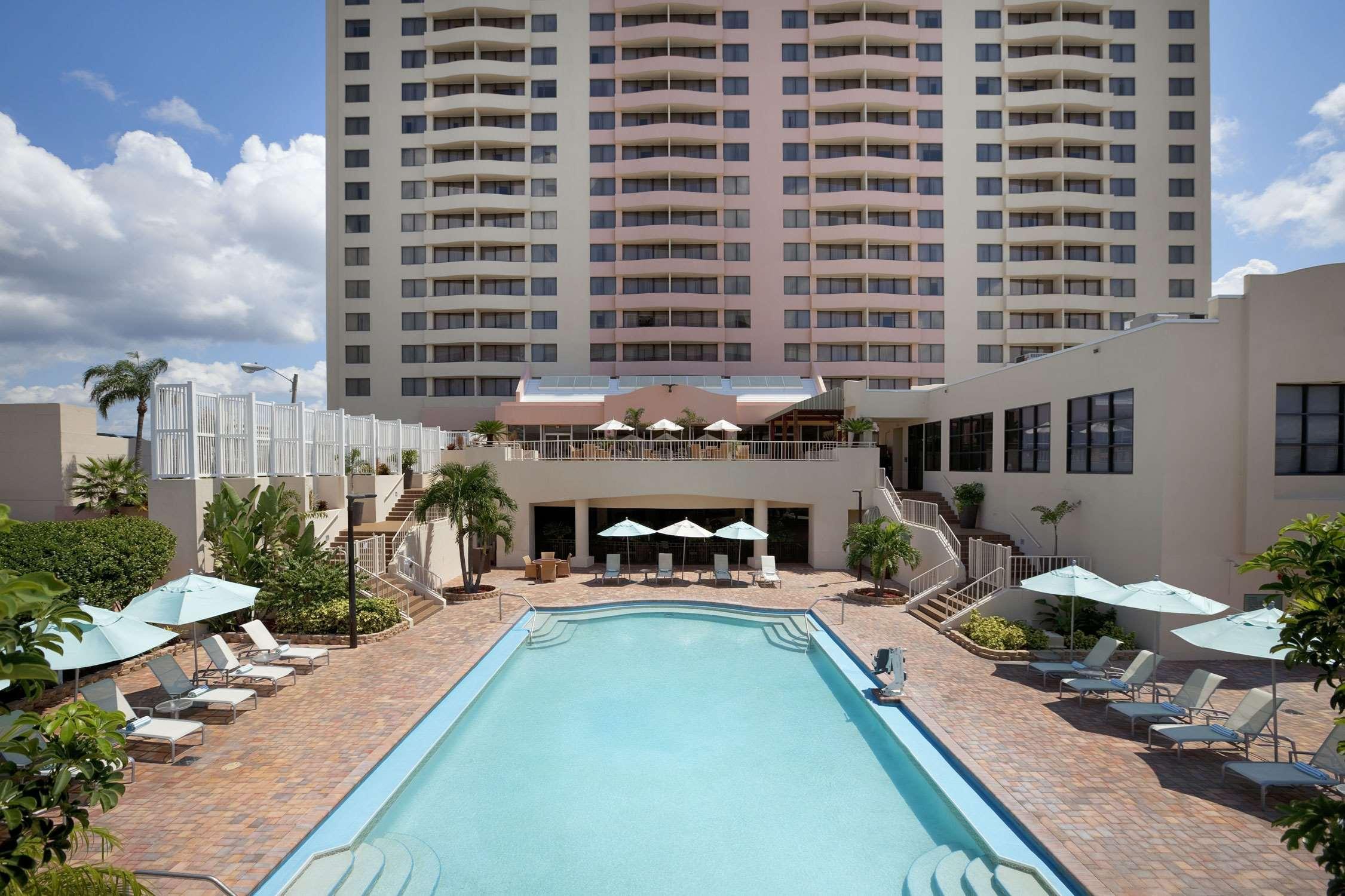Embassy Suites By Hilton Tampa Airport Westshore Екстериор снимка