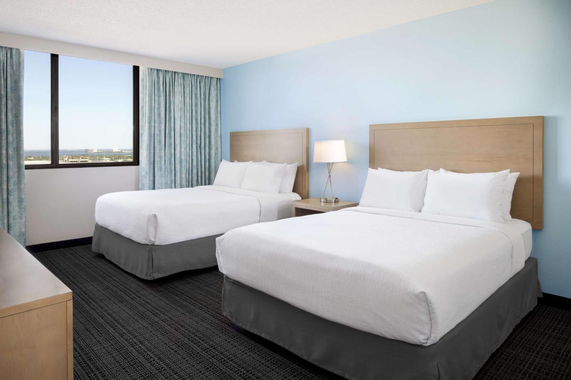 Embassy Suites By Hilton Tampa Airport Westshore Екстериор снимка